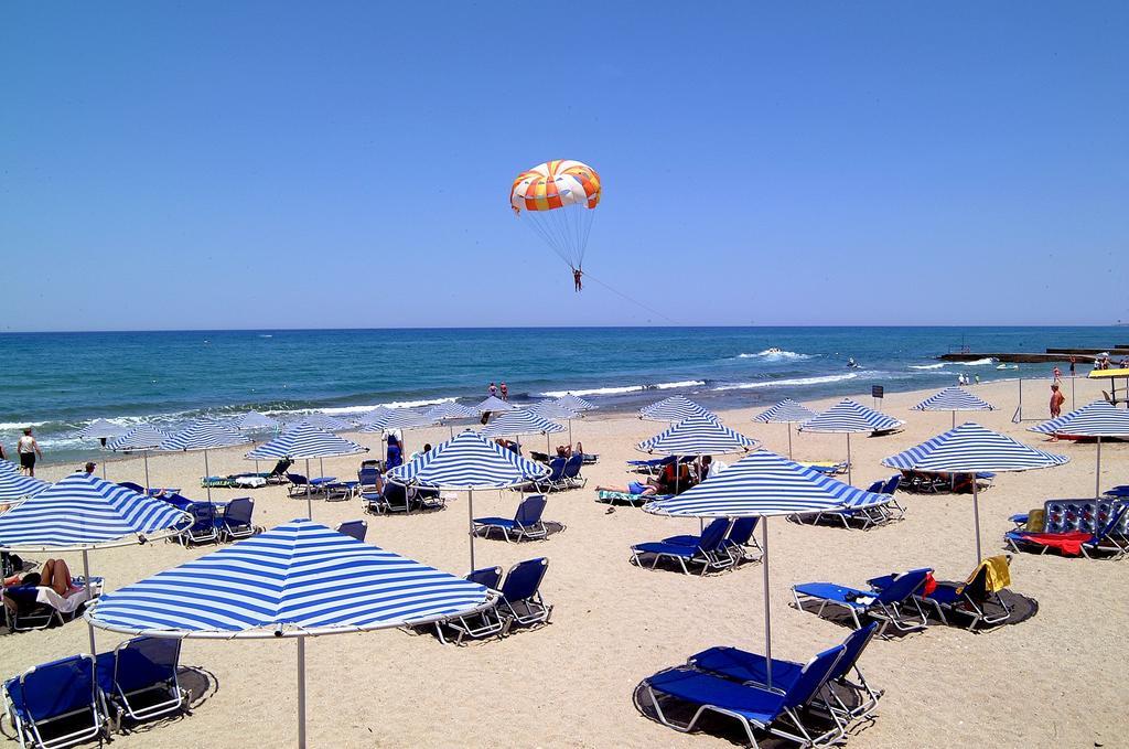 Eva Bay Hotel On The Beach - Adults Only Adelianósz Kámbosz Kültér fotó